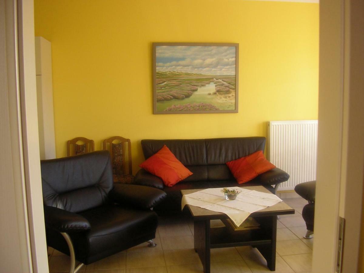 Appartamento Haus Suederriff 20 Neuharlingersiel Esterno foto